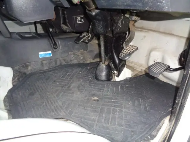 2001 Daihatsu Hijet JDM car for sale — photo 16 of 25