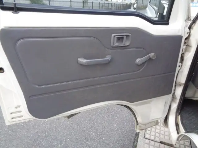 2001 Daihatsu Hijet JDM car for sale — photo 20 of 25