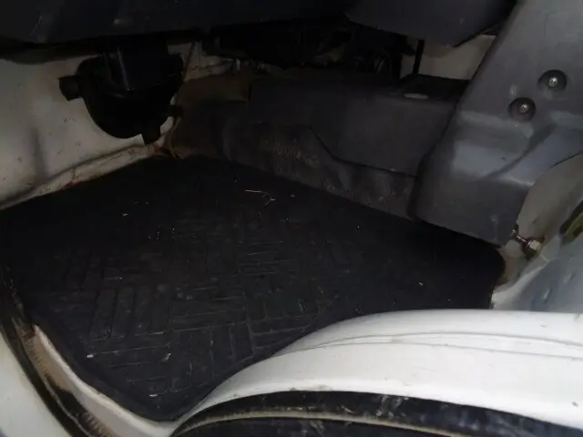 2001 Daihatsu Hijet JDM car for sale — photo 22 of 25