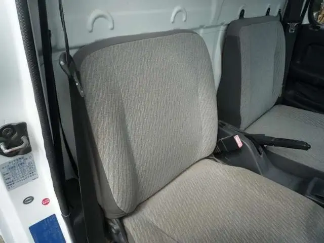 2001 Suzuki Carry JDM car for sale — photo 18 of 25