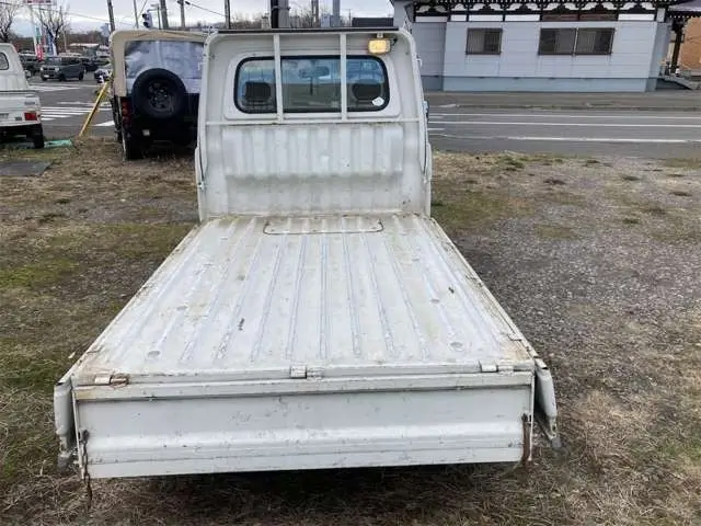 2001 Daihatsu Hijet JDM car for sale — photo 12 of 25