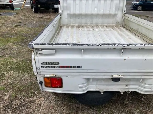 2001 Daihatsu Hijet JDM car for sale — photo 16 of 25