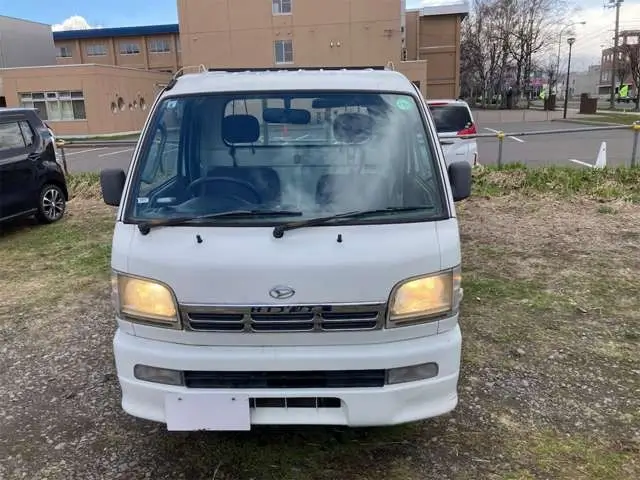 2001 Daihatsu Hijet JDM car for sale — photo 2 of 25