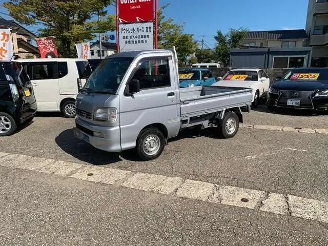 2000 Daihatsu Hijet JDM car for sale — photo 3 of 12