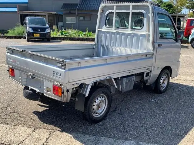 2000 Daihatsu Hijet JDM car for sale — photo 7 of 12