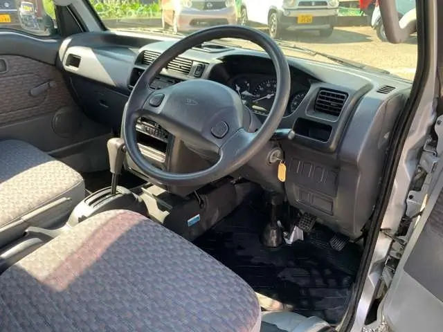 2000 Daihatsu Hijet JDM car for sale — photo 12 of 12