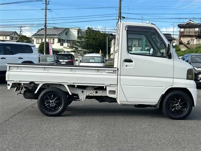 2001 Mitsubishi Minicab JDM car for sale — photo 10 of 15