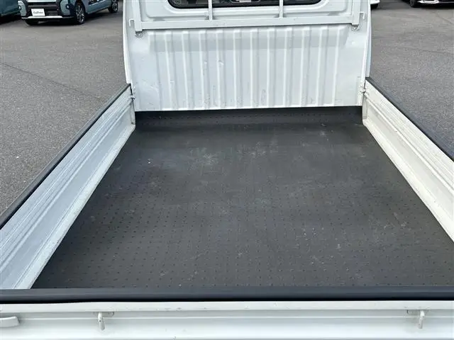 2001 Mitsubishi Minicab JDM car for sale — photo 3 of 15